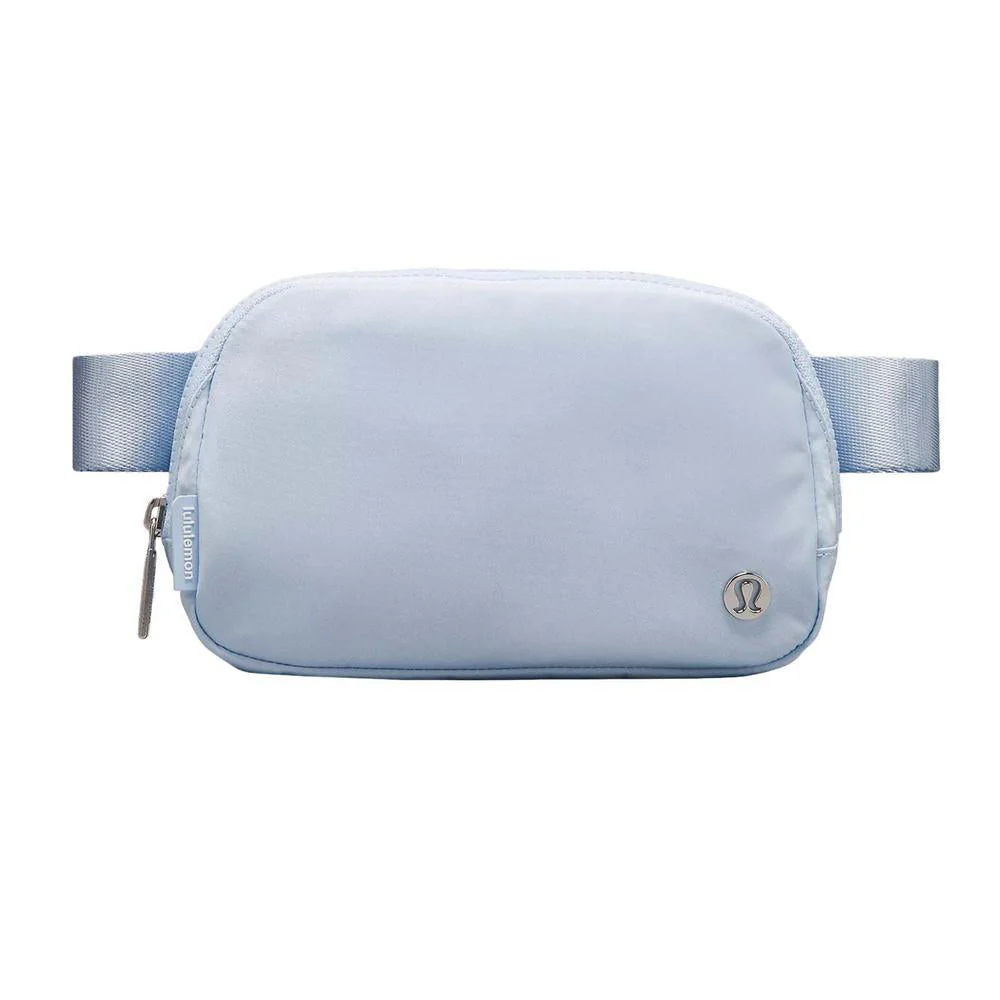 lululemon Solid Everywhere Belt Bag - Image 4